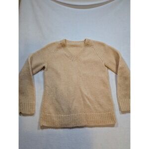 Hand Knitted Cream V Neck Raglan Sleeve Sweater Women S